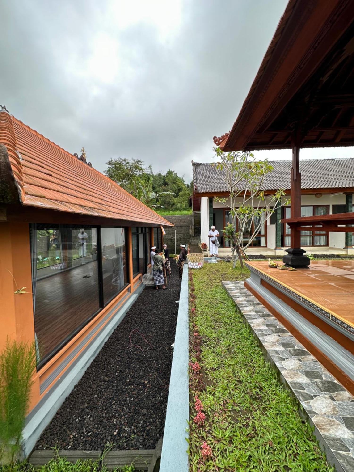 Bali Basuki Retreat Center Leilighet Besakih Eksteriør bilde