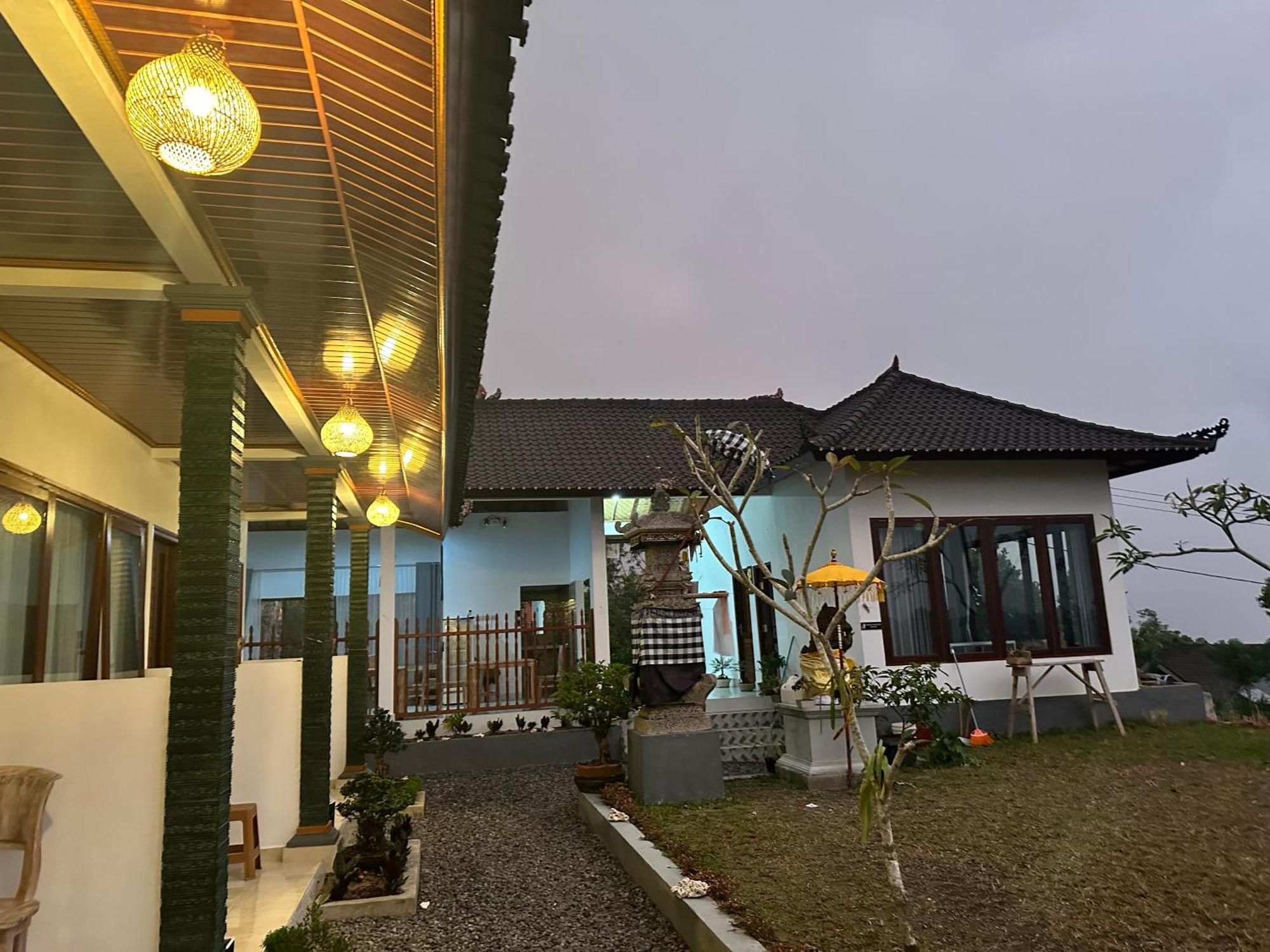 Bali Basuki Retreat Center Leilighet Besakih Eksteriør bilde