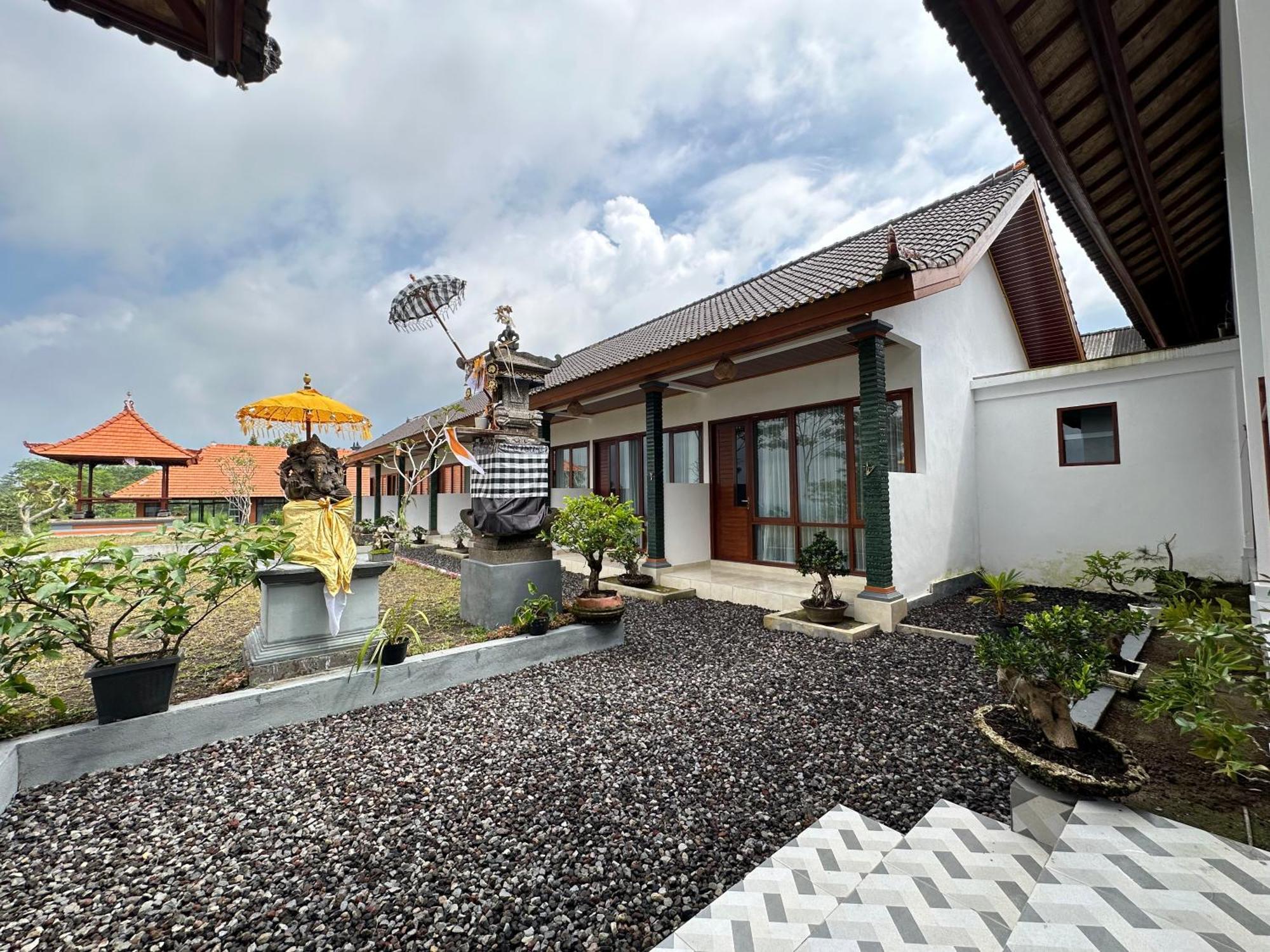 Bali Basuki Retreat Center Leilighet Besakih Eksteriør bilde